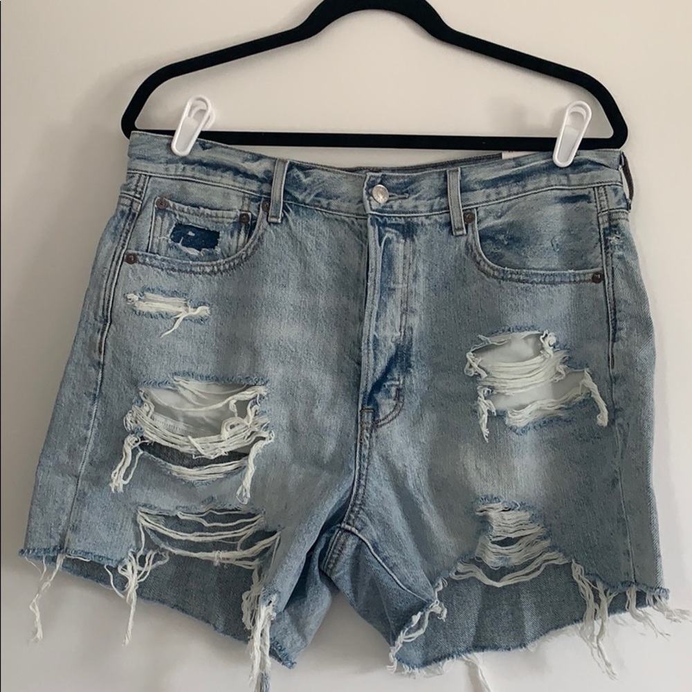 AE 90s Boyfriend Denim Shorts